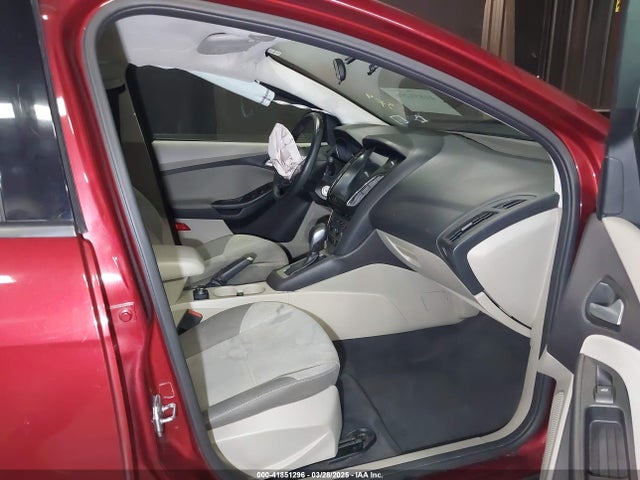 1FADP3K24EL441994 Ford FOCUS SE