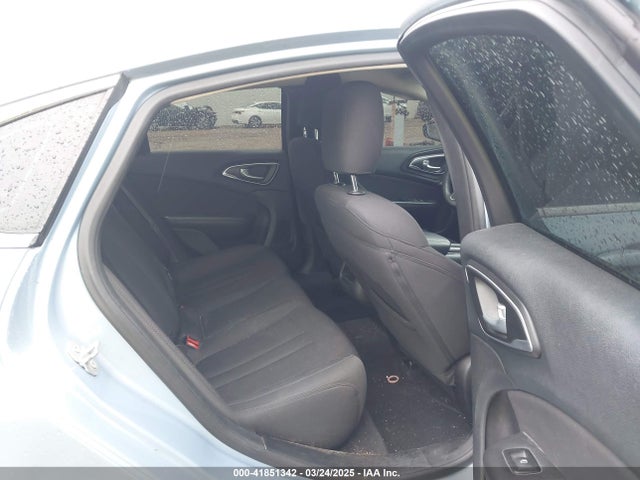 1C3CCCAB1FN667410 Chrysler 200 Limited
