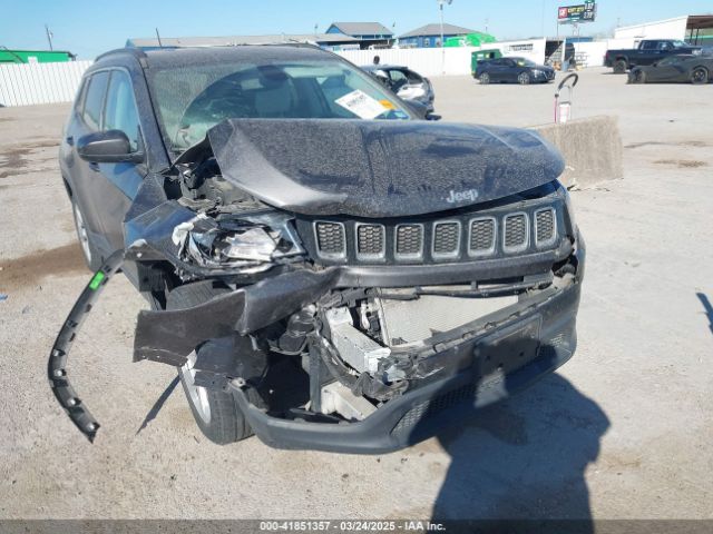 3C4NJCBB1MT505864 Jeep Compass Latitude Fwd
