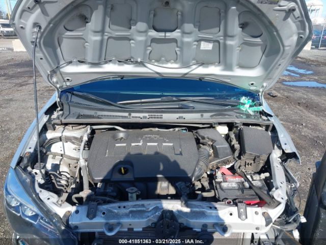 2T1BURHE7JC055652 Toyota COROLLA SE