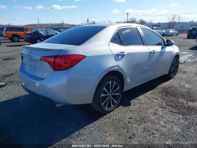 2T1BURHE7JC055652 Toyota COROLLA SE