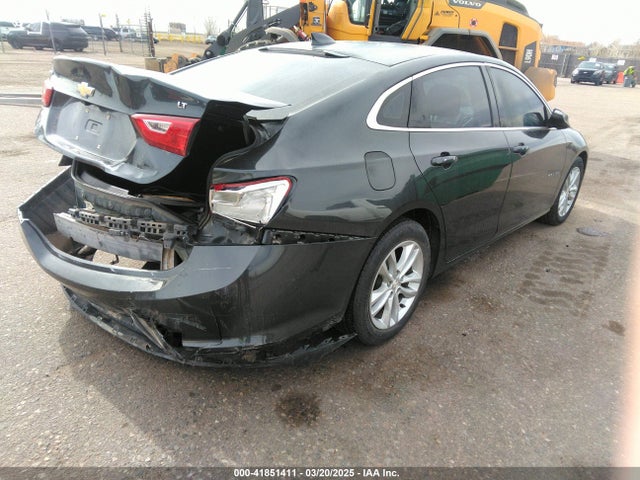 1G1ZE5ST2HF131333 Chevrolet MALIBU 1LT