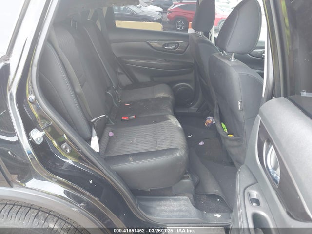 5N1AT2MV4JC742605 Nissan ROGUE SV