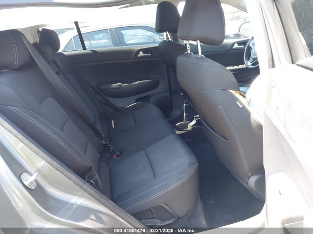 KNDPM3AC4H7156977 KIA Sportage Lx
