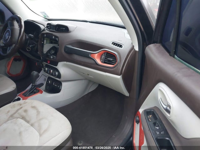 Jeep Renegade Latitude 2015 ZACCJBBT8FPB88024 Image 5