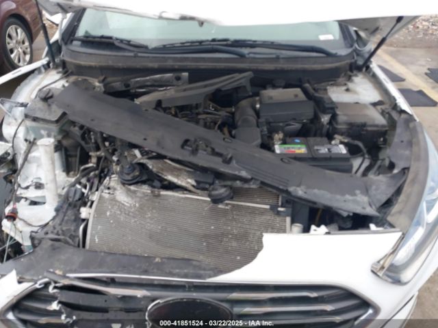 5NPE24AFXJH698843 Hyundai SONATA SE