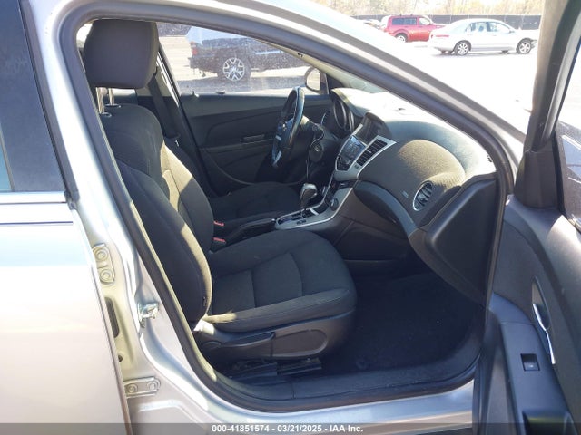 1G1PC5SB8E7201279 Chevrolet Cruze 1lt Auto