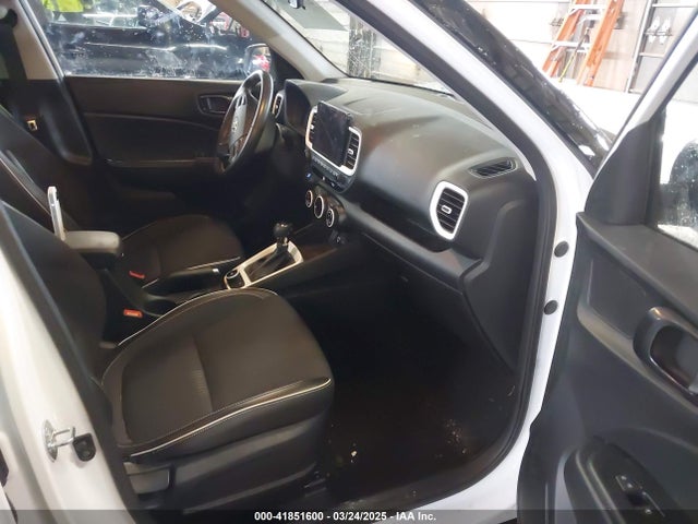 KMHRC8A39PU235419 Hyundai Venue Limited