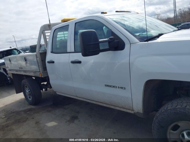 1GB2KUEG2JZ233878 Chevrolet Silverado 2500hd Wt