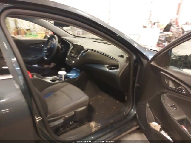 1G1ZD5ST9KF139195 Chevrolet MALIBU LT