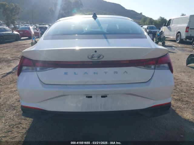 5NPLL4AG7NH076610 Hyundai ELANTRA SE