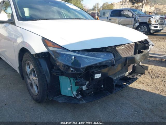 5NPLL4AG7NH076610 Hyundai ELANTRA SE