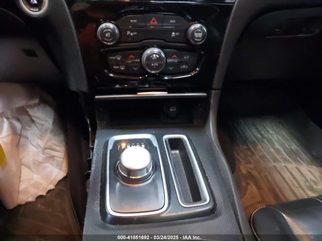 2C3CCAGG4GH270341 Chrysler 300