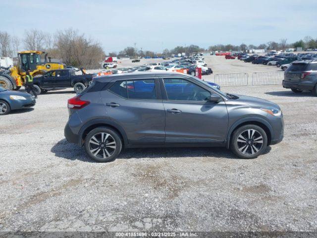 3N1CP5CU9KL566347 Nissan KICKS SV