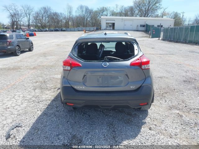 3N1CP5CU9KL566347 Nissan KICKS SV