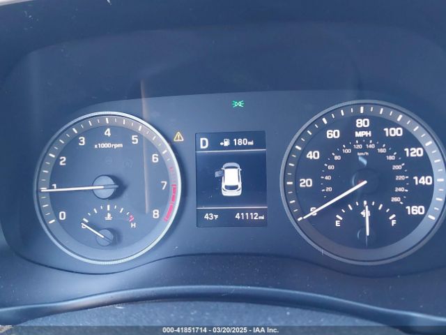 KM8J23A42LU135653 Hyundai TUCSON SE