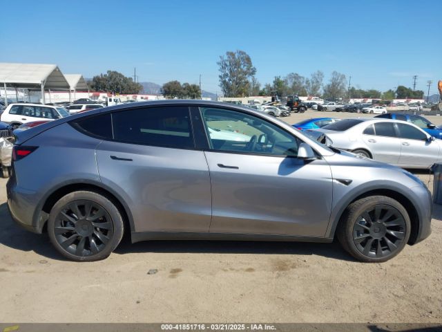 7SAYGDEEXSF240903 Tesla Model Y Long Range Dual Motor All-wheel Drive