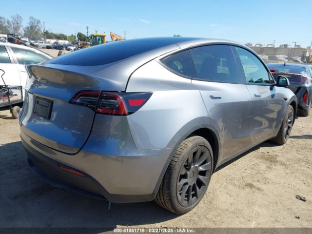 7SAYGDEEXSF240903 Tesla Model Y Long Range Dual Motor All-wheel Drive