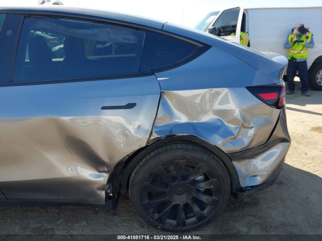 7SAYGDEEXSF240903 Tesla Model Y Long Range Dual Motor All-wheel Drive