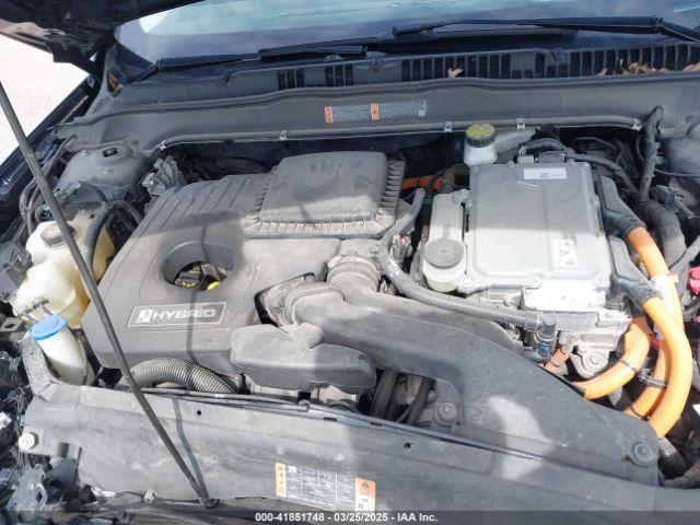 3FA6P0MU1LR163382 Ford Fusion Hybrid Sel