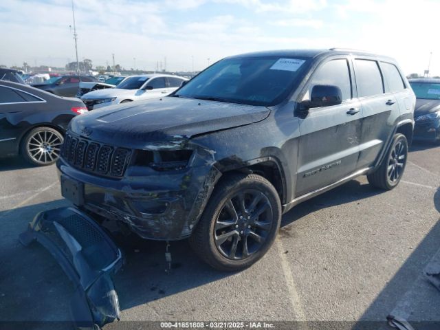 1C4RJEAG2JC430688 Jeep Grand Cherokee Altitude 4x2