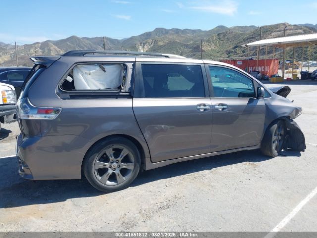 5TDXK3DC4GS708290 Toyota Sienna Se 8 Passenger