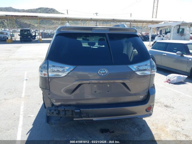 5TDXK3DC4GS708290 Toyota Sienna Se 8 Passenger