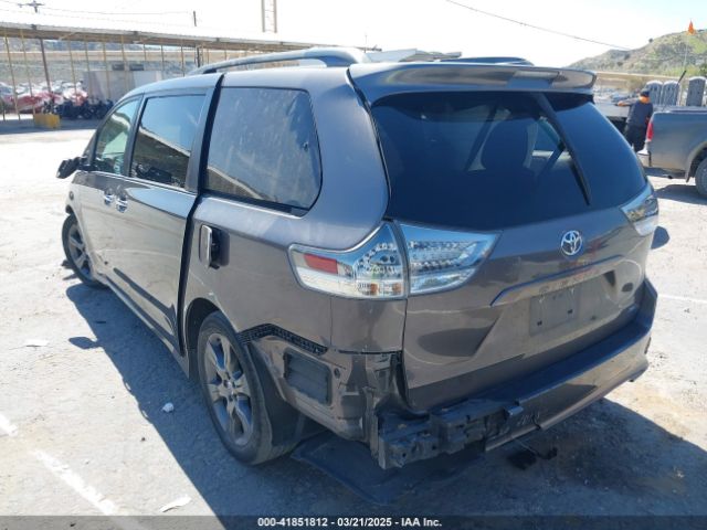 5TDXK3DC4GS708290 Toyota Sienna Se 8 Passenger