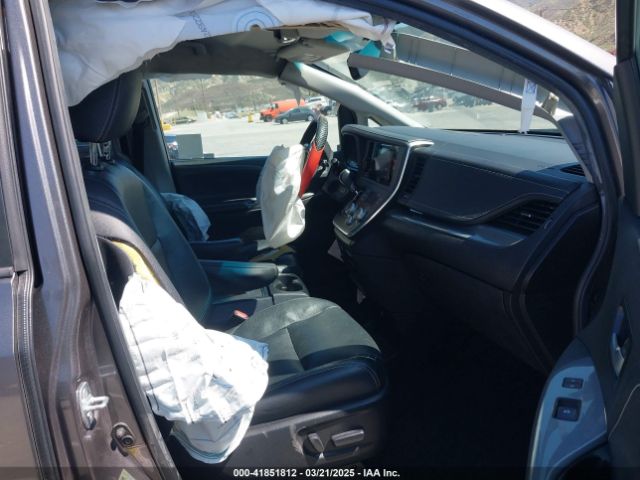 5TDXK3DC4GS708290 Toyota Sienna Se 8 Passenger