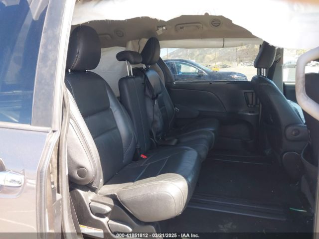 5TDXK3DC4GS708290 Toyota Sienna Se 8 Passenger