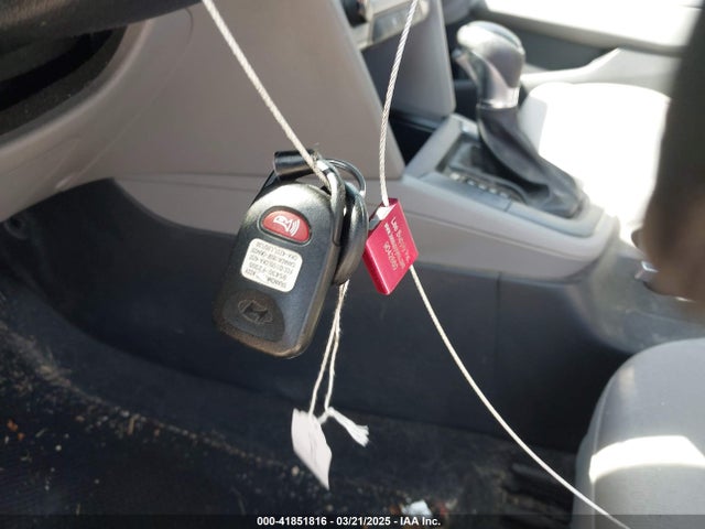 KMHD84LF9JU720209 Hyundai ELANTRA SEL