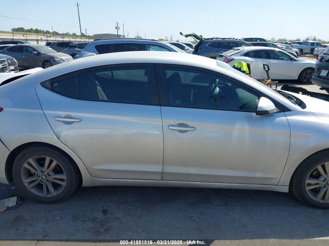 KMHD84LF9JU720209 Hyundai ELANTRA SEL