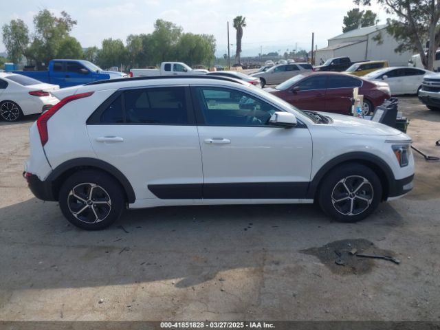 KNDCR3LE7S5219121 KIA NIRO EX