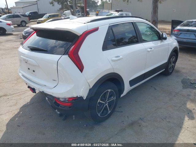 KNDCR3LE7S5219121 KIA NIRO EX