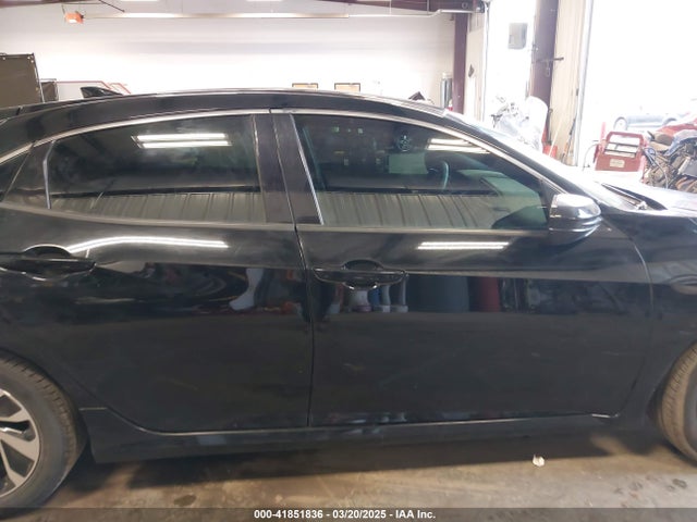 SHHFK7H23JU406486 Honda Civic Lx
