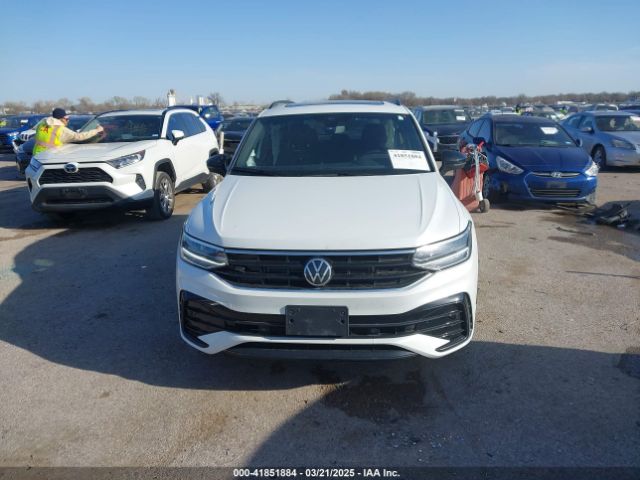 3VVCB7AX0RM099863 Volkswagen Tiguan 2.0t Se R-line Black