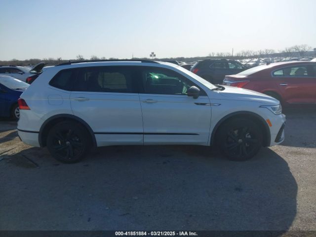 3VVCB7AX0RM099863 Volkswagen Tiguan 2.0t Se R-line Black