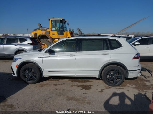 3VVCB7AX0RM099863 Volkswagen Tiguan 2.0t Se R-line Black