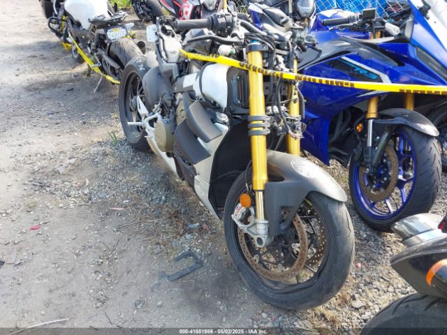 2022 DUCATI STREETFIGHTER ZDMFAKNW6NB007454