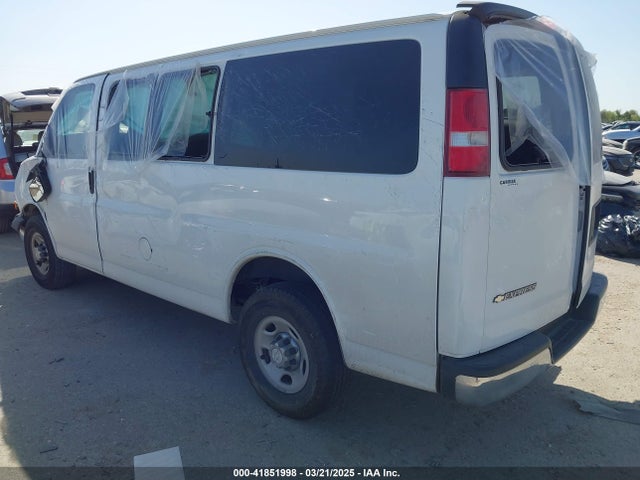 1GAWGFFF7H1280860 Chevrolet Express 2500 Lt