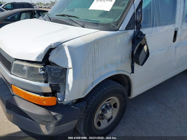 1GAWGFFF7H1280860 Chevrolet Express 2500 Lt