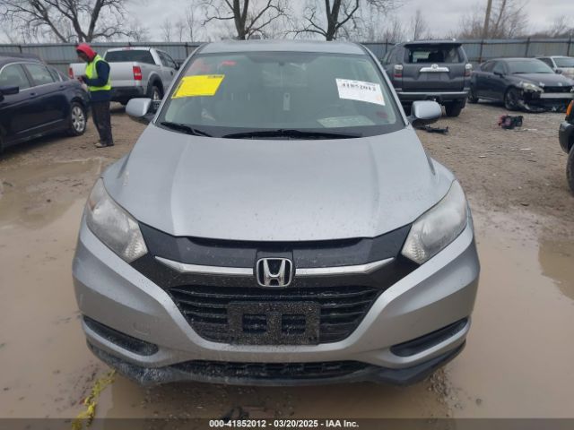 3CZRU5H34JG701445 Honda HR-V LX
