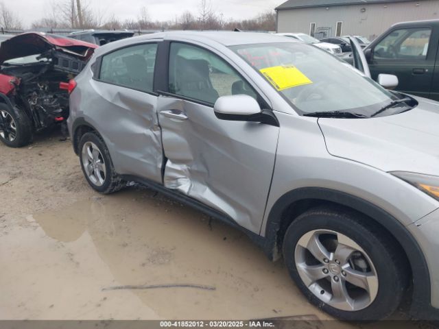 3CZRU5H34JG701445 Honda HR-V LX