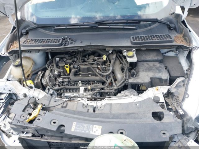 1FMCU0GD1KUB09407 Ford ESCAPE SE
