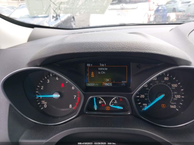 1FMCU0GD1KUB09407 Ford ESCAPE SE