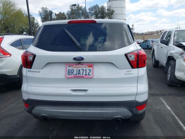 1FMCU0GD1KUB09407 Ford ESCAPE SE