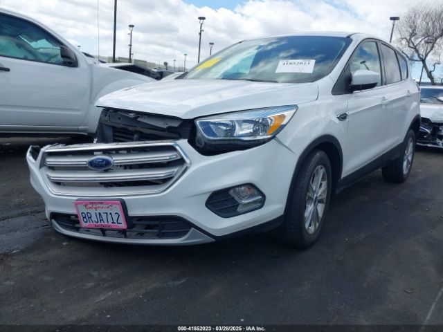 1FMCU0GD1KUB09407 Ford ESCAPE SE