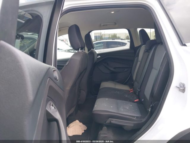 1FMCU0GD1KUB09407 Ford ESCAPE SE