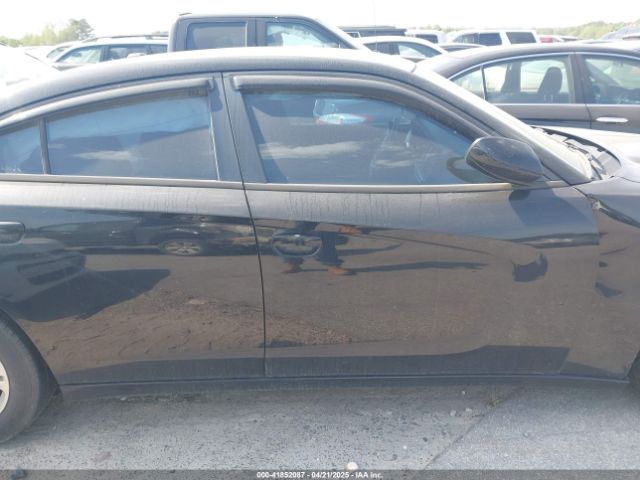 2C3CDXBG9FH771425 Dodge Charger Se
