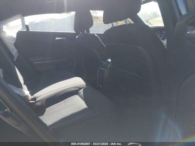 2C3CDXBG9FH771425 Dodge Charger Se